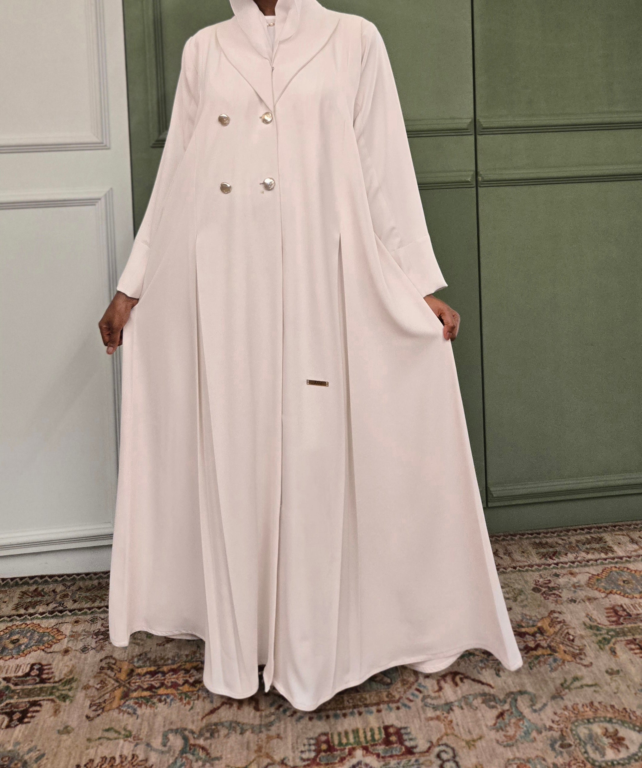 Loujain Collar Abaya Set - MAISONASHSHIFA