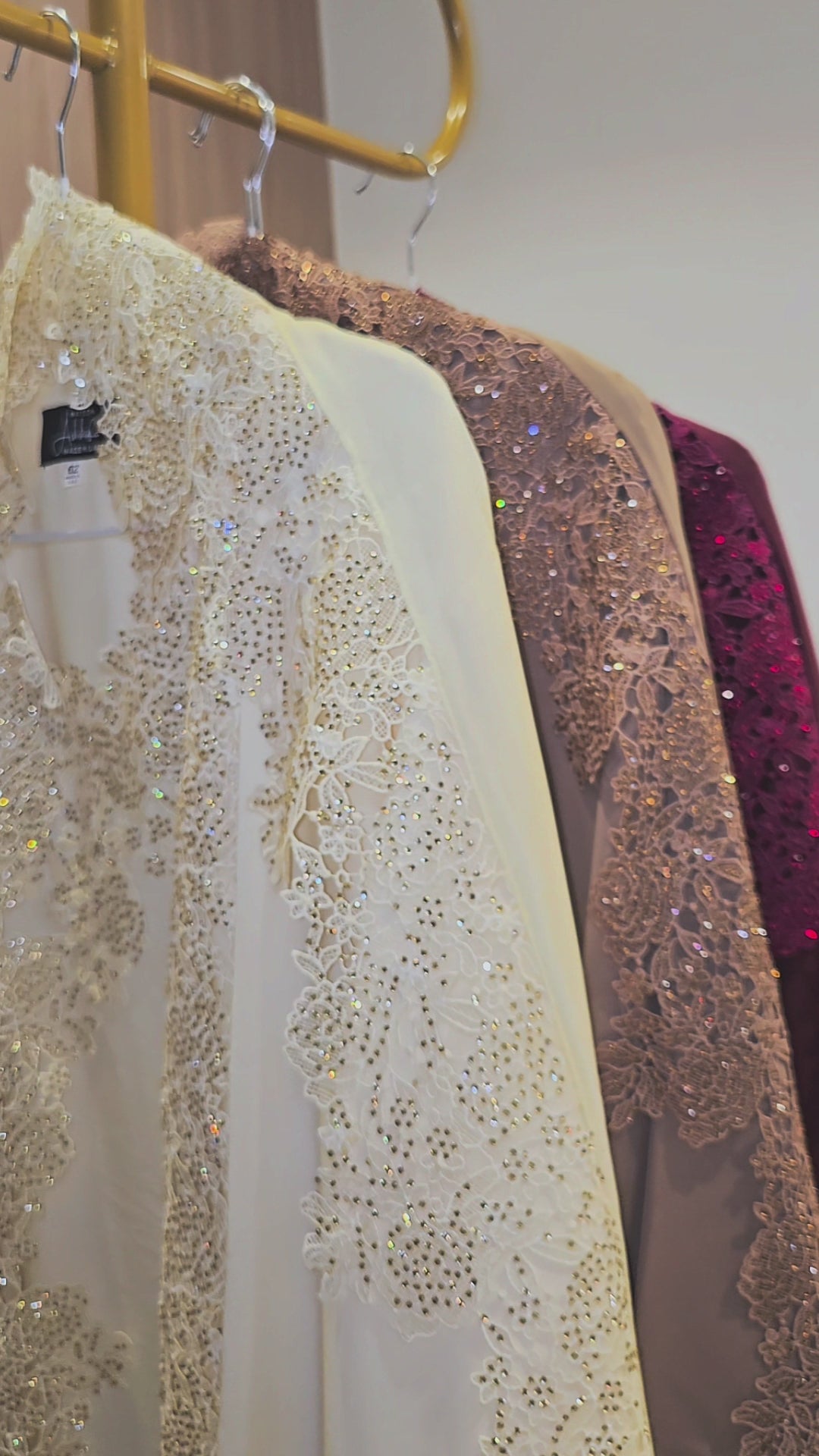 Ensemble abaya en dentelle Hind