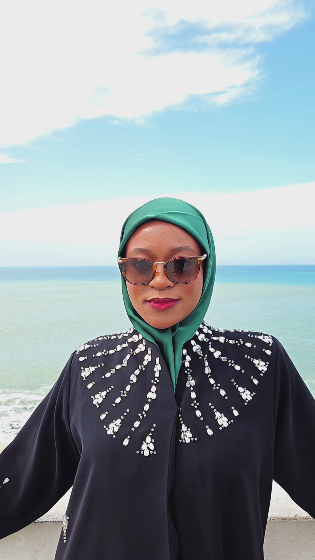 Laylat Luxury Open Abaya Set