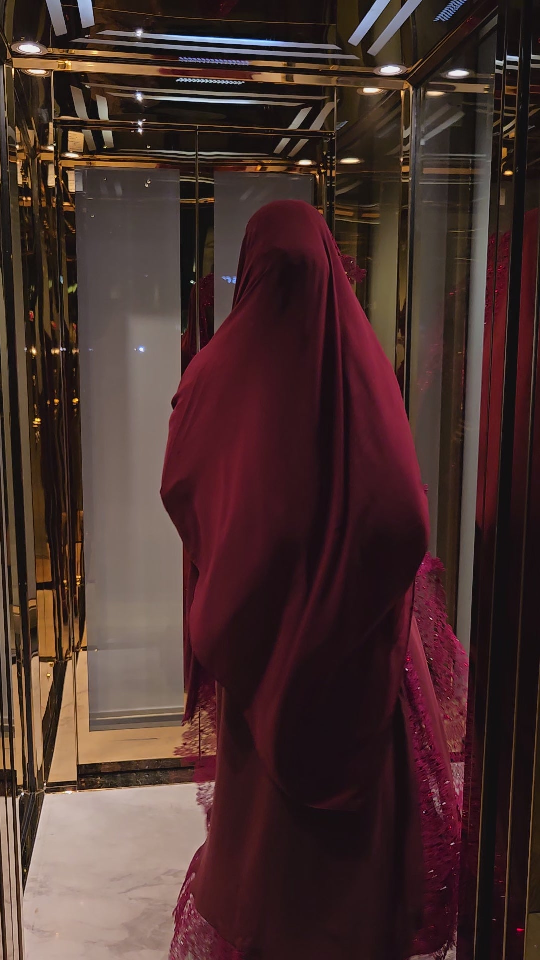 Ensemble abaya en dentelle Hind