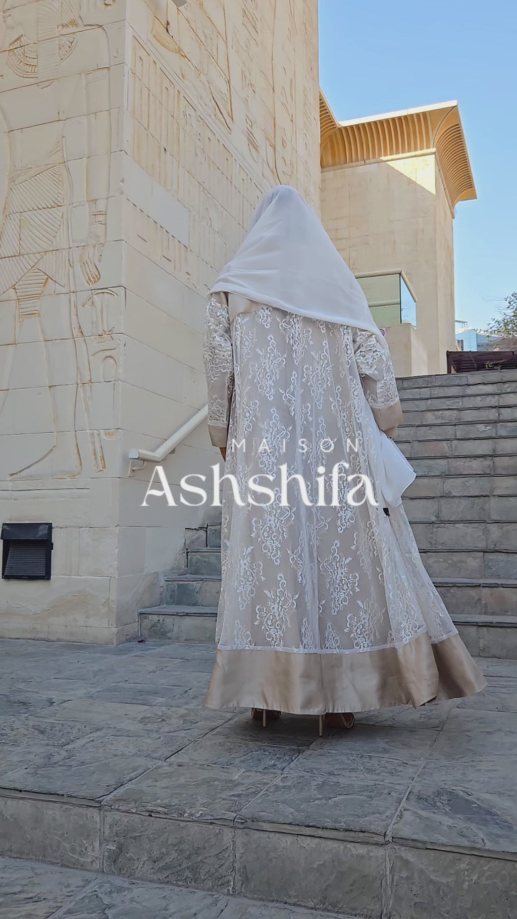 The Moza Bint Linen Abaya Set — SUNMER '26