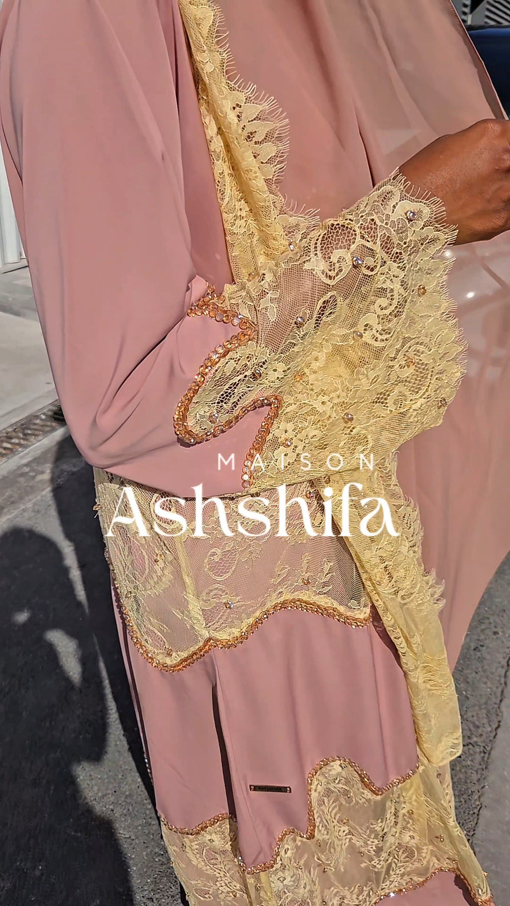 Sa'a Abaya Set