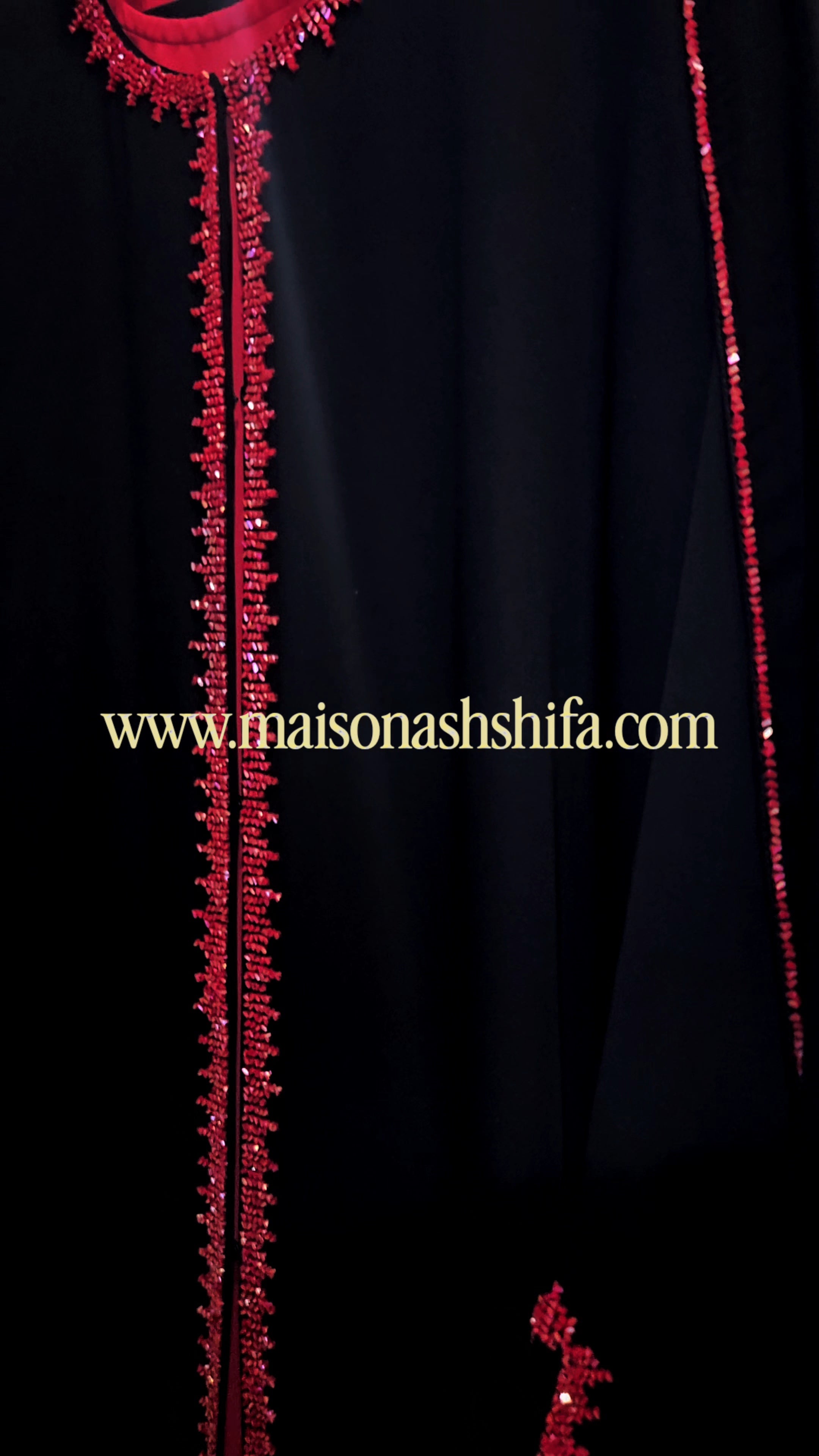 Qamar in Peach Coral/red Set