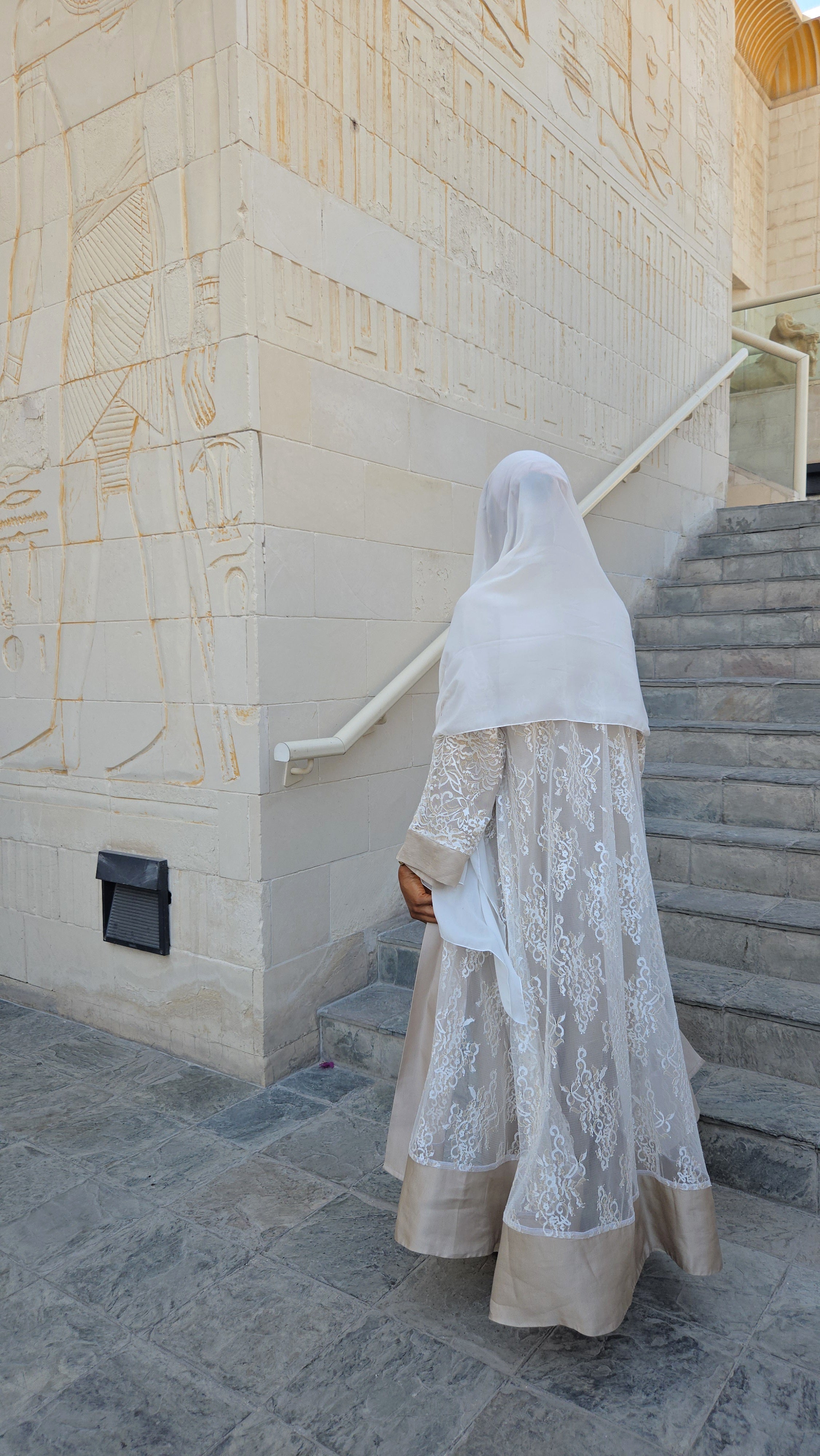 The Moza Bint Linen Abaya Set — SUNMER '26 - MAISONASHSHIFA